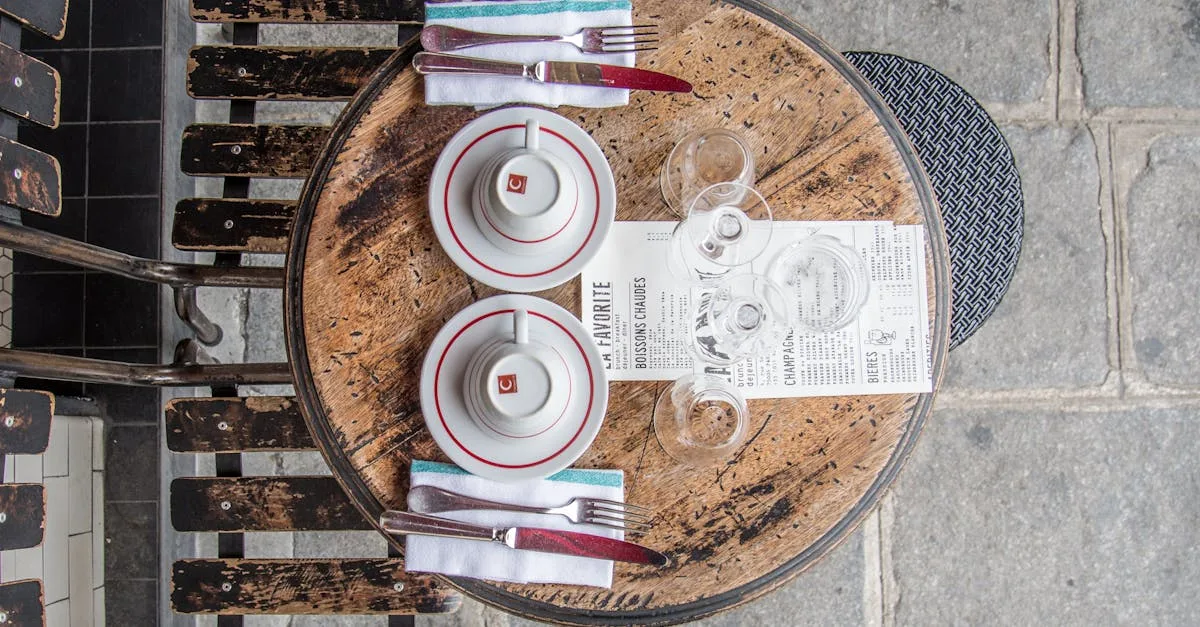 découvrez notre restaurant français chaleureux et convivial, où authenticité et saveurs traditionnelles vous promettent un repas inoubliable dans une ambiance cosy.
