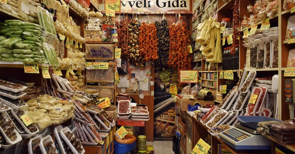 découvrez notre sélection de produits régionaux authentiques, mettant en valeur le savoir-faire et les saveurs uniques de chaque région.