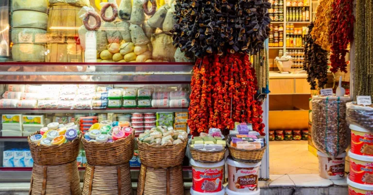 découvrez les saveurs authentiques de la cuisine locale avec nos produits frais et de saison, issus directement des producteurs de votre région.