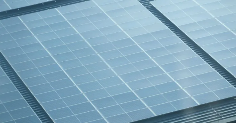 découvrez nos panneaux solaires haute performance pour une énergie propre et renouvelable, adaptée à toutes vos installations.