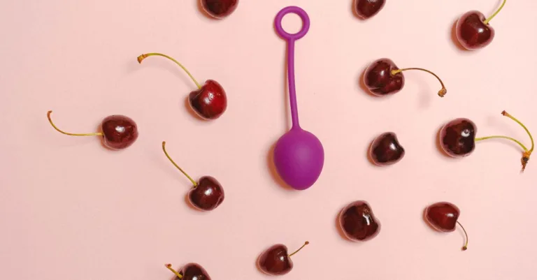 découvrez notre guide complet des sex toys pour explorer de nouvelles sensations, choisir le produit idéal et pimenter votre vie intime en toute sécurité.