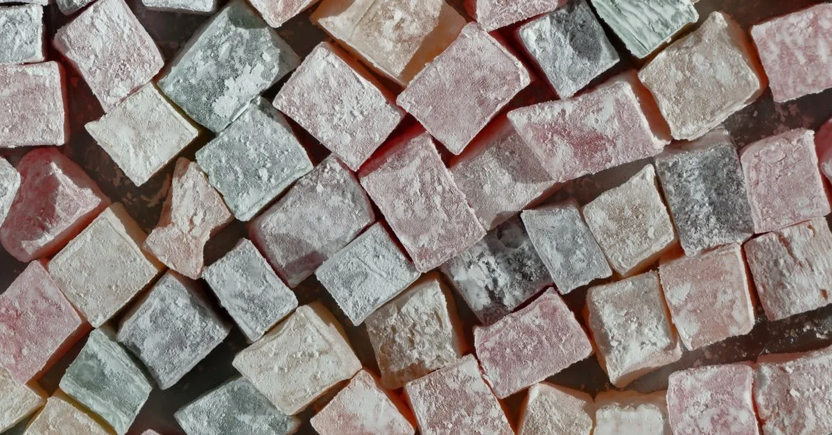 découvrez une sélection irrésistible de douceurs sucrées pour toutes les envies et tous les goûts.
